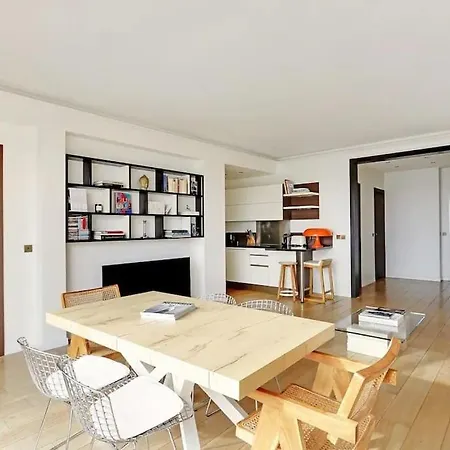 Penthouse Champs Elysees, Vue Sur Et La Tour Eiffel